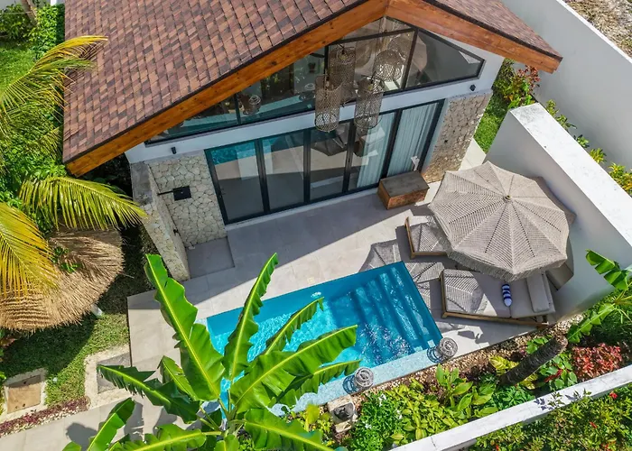 Paje Emerald Escapes