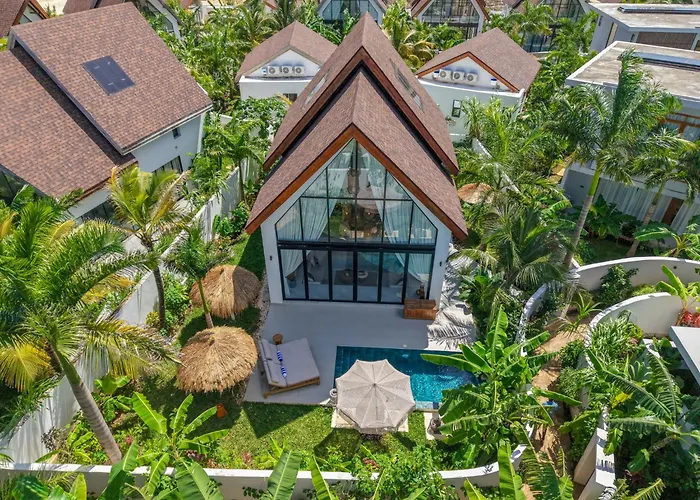Paje Emerald Escapes