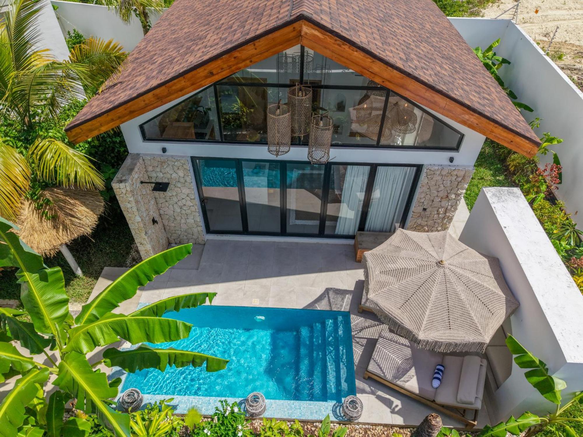 Emerald Escapes